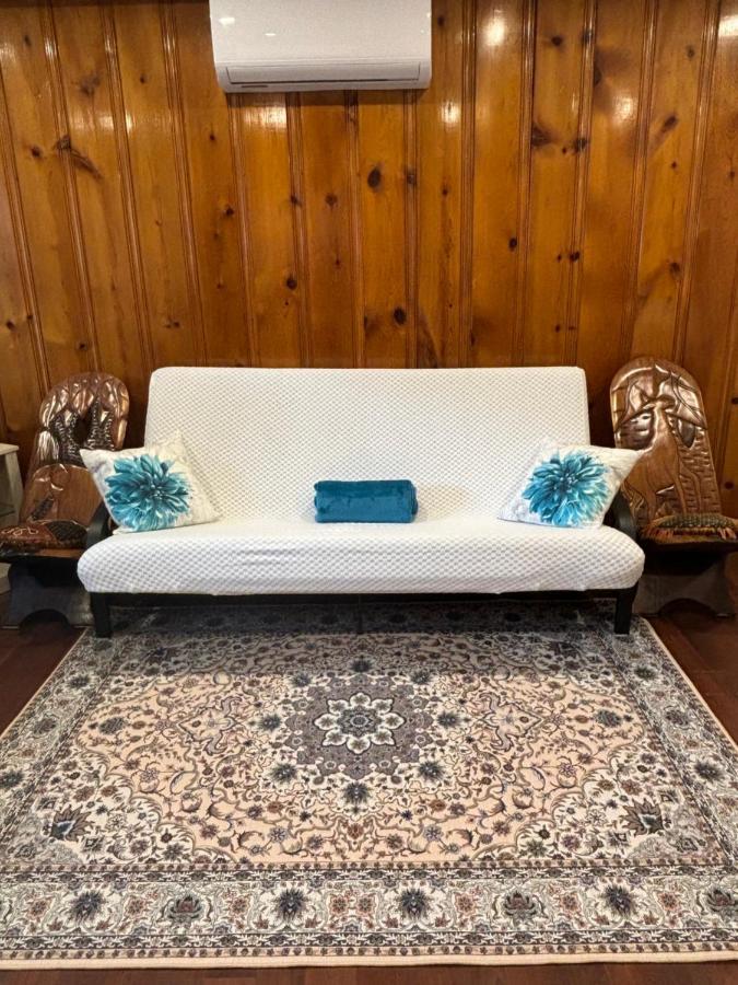 Cozy Spacious Work Friendly Lotus With Garden View High Speed Free Wi Fi And Parking Adjacent To Downtown Монреал Екстериор снимка